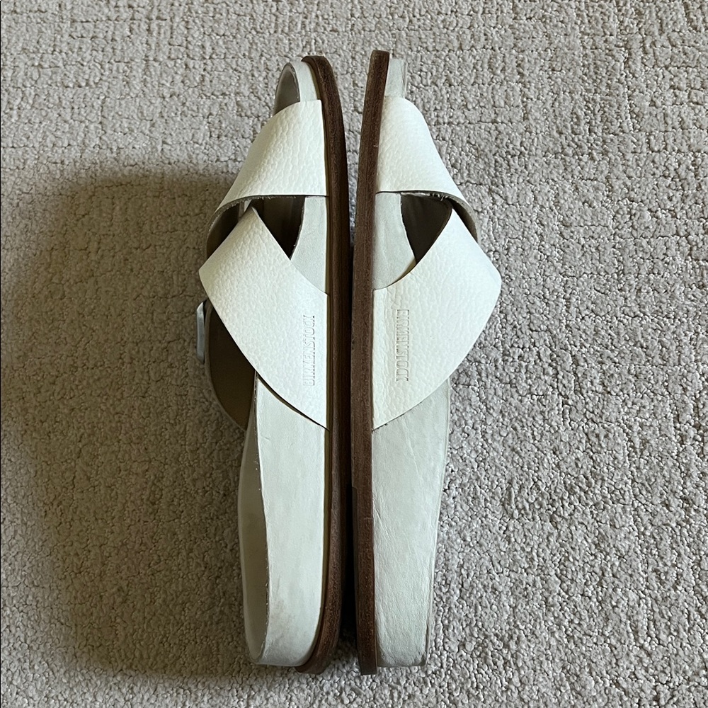Birkenstock Pebbled Leather Sandal - Picture 5 of 8